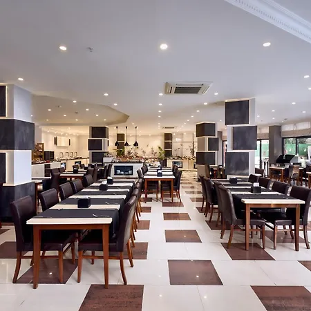 Kaila Готель 4*