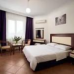 Готель Kaila 4*